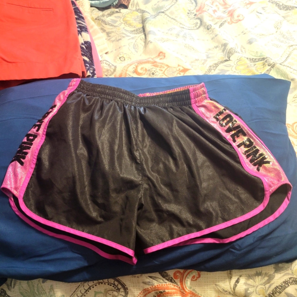 Athletic shorts